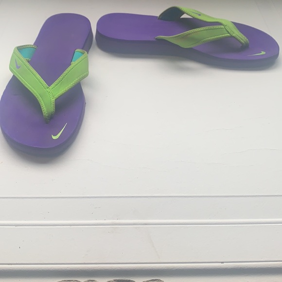 Nike| Women's Celso Flip Flop Sandals Size 9 SB3 - Picture 2 of 15